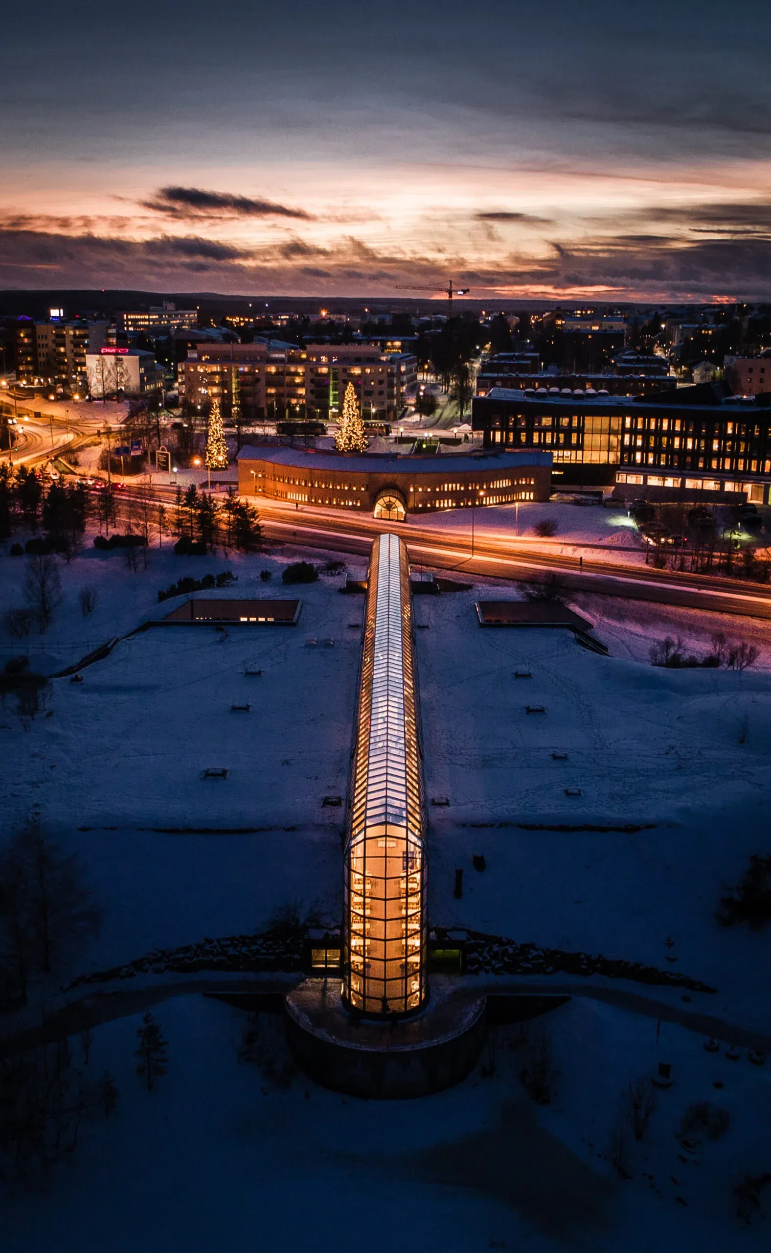 Arktikum Museum in Rovaniemi with its glass corridor facing the Ounasjoki